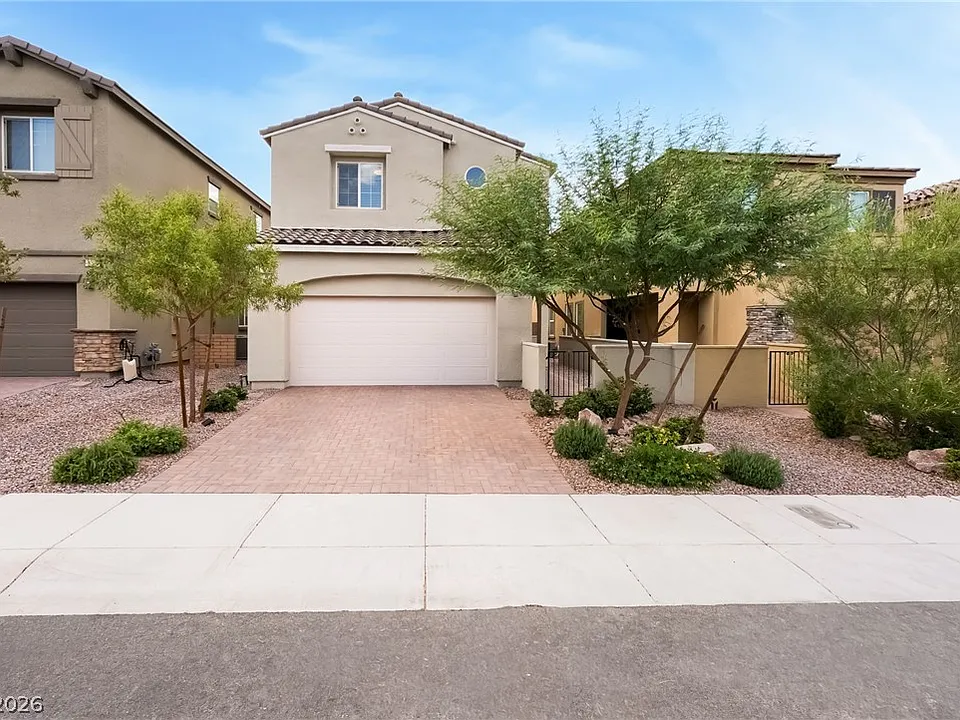 869 Greenspire St
