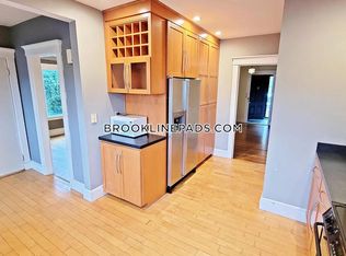 79 Winthrop Rd #U2, Brookline, MA 02445