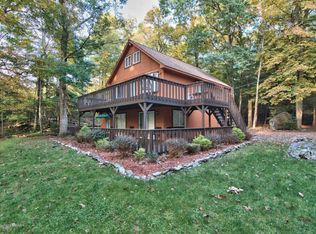 531 Snow Hill Rd, Cresco, PA 18326