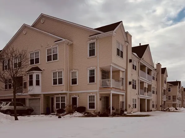 5210 Riverfront Dr, Palmyra, NJ 08065