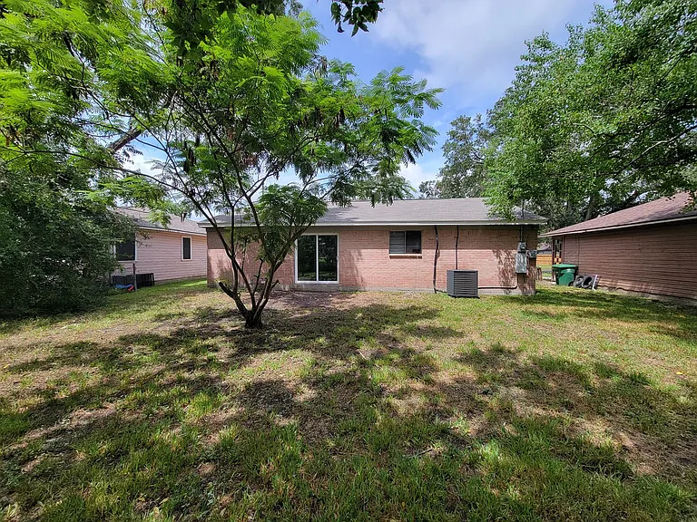 3121 Proswimmer St — Photo 23