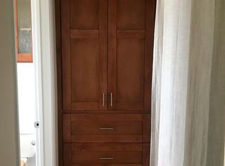 234 6th St APT 15, Seal Beach, CA 90740