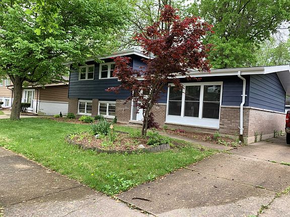 2nd image of 209 Kentucky St