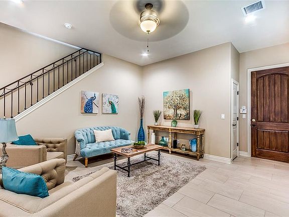 3rd image of 13161 Cozy Cove Ave