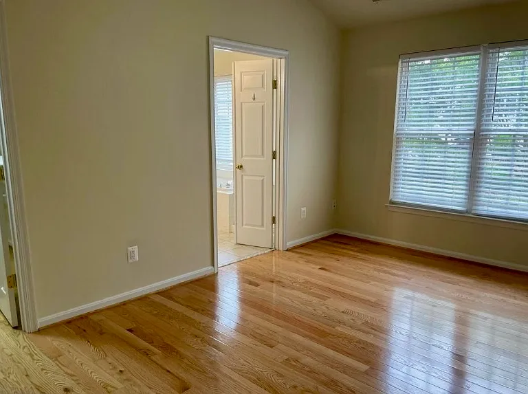 9058 Two Bays Rd — Photo 17