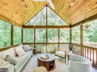 10112 Stoneybrook Dr, Silver Spring, MD 20910