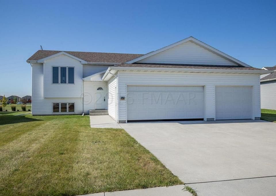 1st image of 4835 Lavonne Ct S