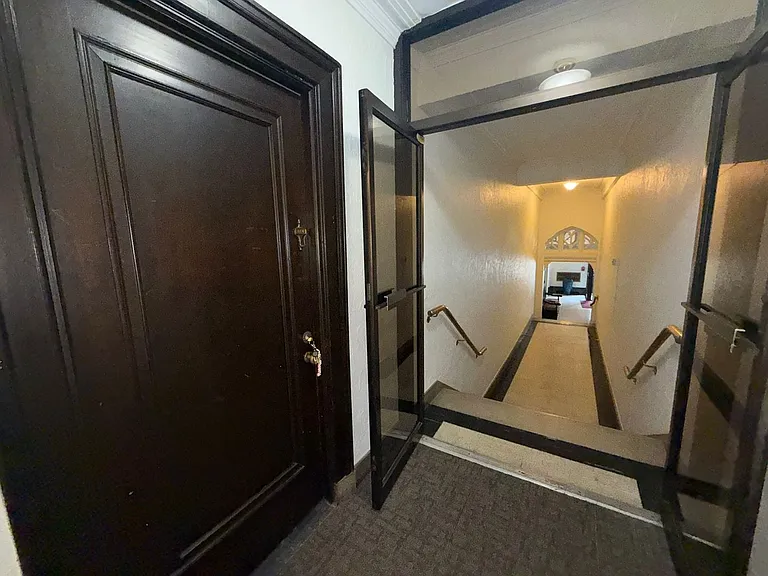 New King Edward Apartments — Photo 88