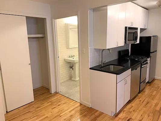 Rented by The Downtown LLC | media 13