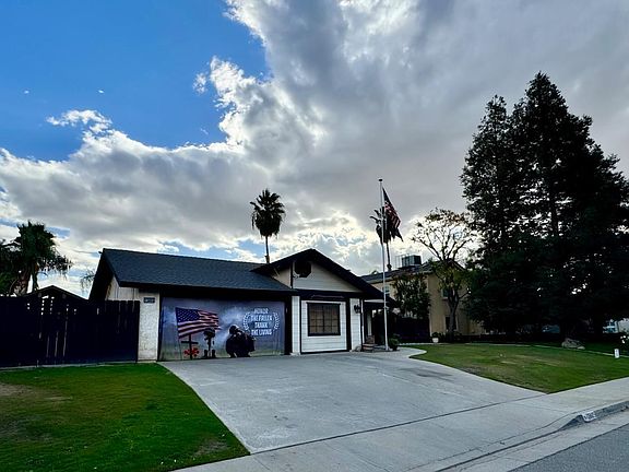 4th image of 13805 San Esteban Ave