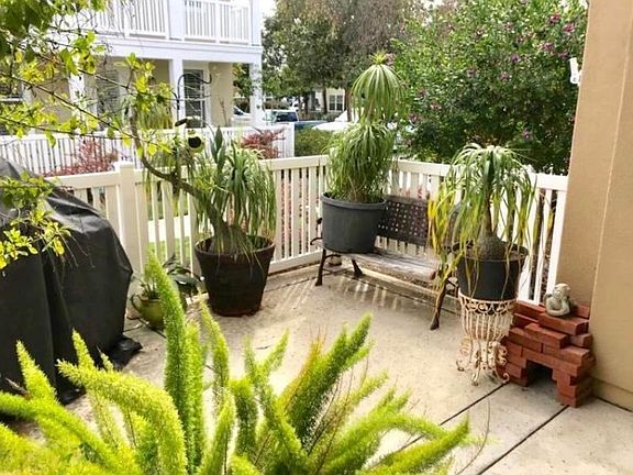Spacious Patio
