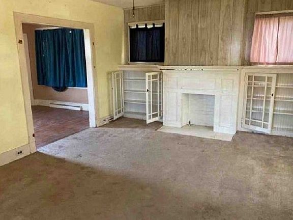 3rd image of 801 Mace St