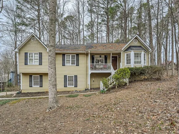 830 White Stag Ln, Canton, GA 30115