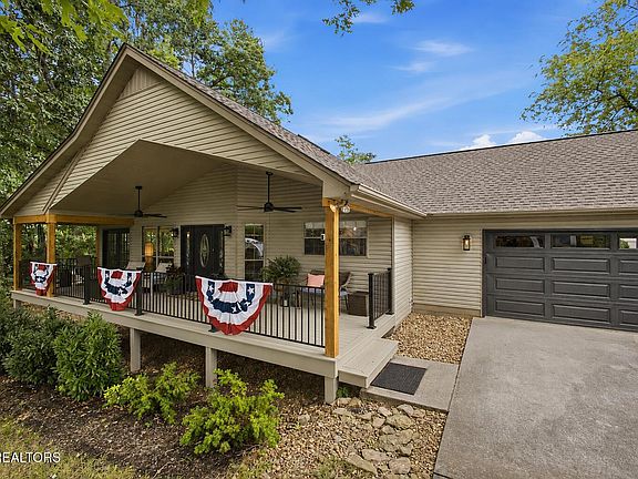 3rd image of 130 Okema Ln