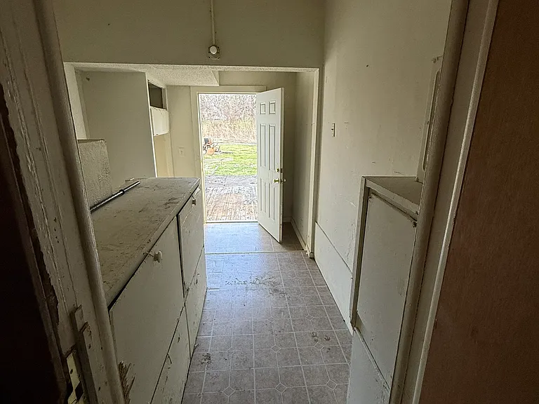 803 E Whitmer St — Photo 35