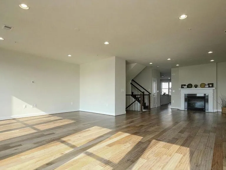1418 Main Line Blvd #102 — Photo 12