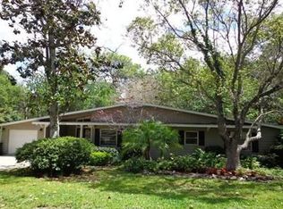 1812 Crestview Dr, Mount Dora, FL 32757