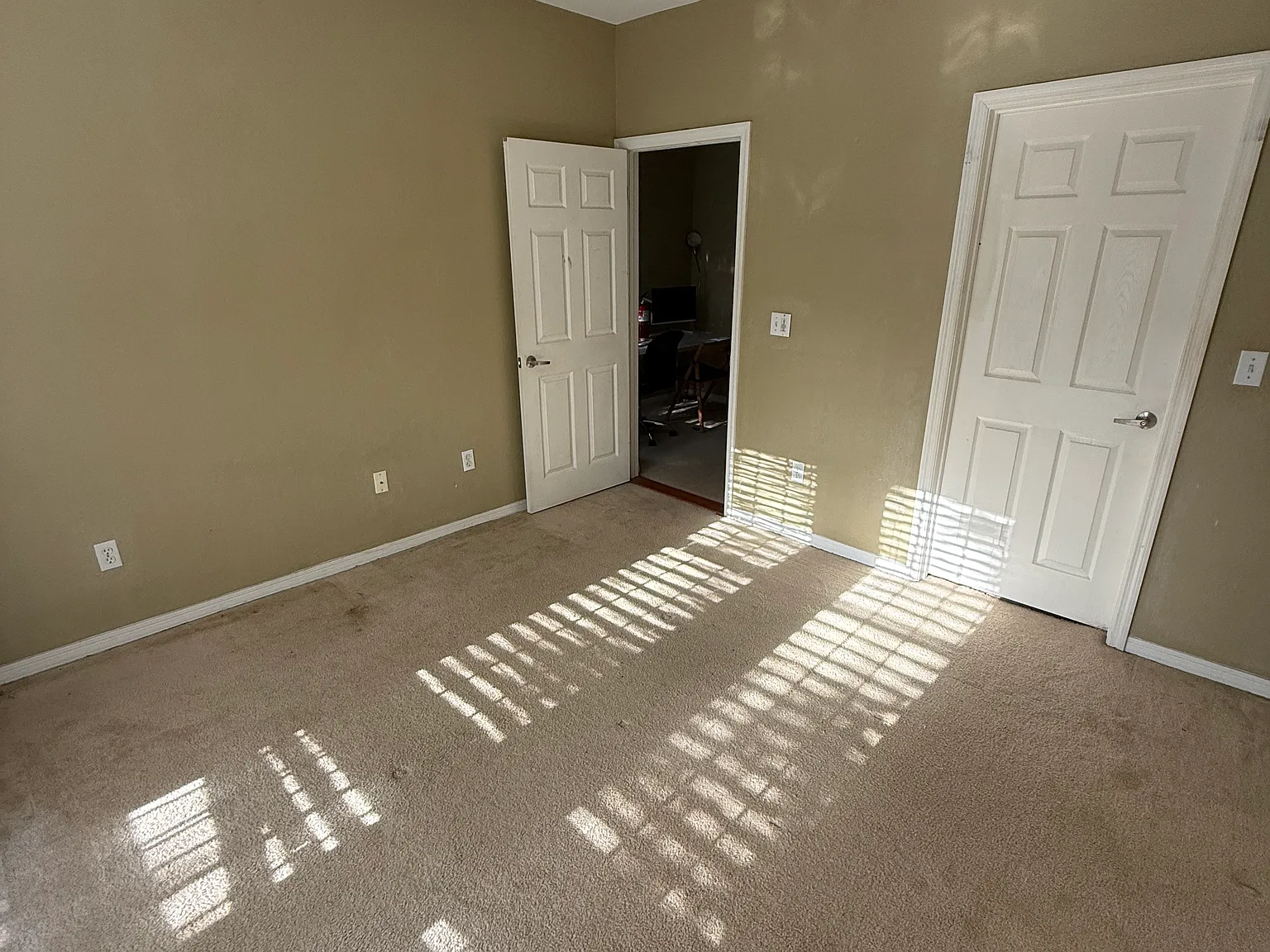 2 bed, 1278 sqft, $950 — Photo 2