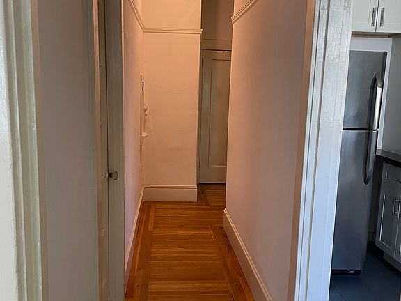 5th image of 1166 Pine St