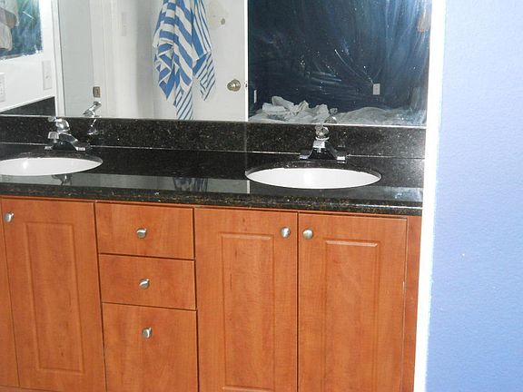 5th image of 950 Lavers Cir APT F410