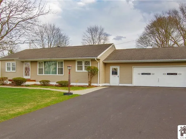 25 Berkley St, Jamestown, NY 14701