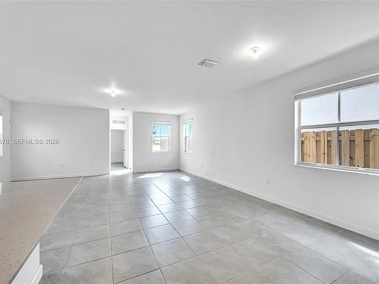 2300 NW 130th St — Photo 12