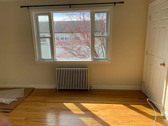 5th image of 1435 14th St Floor 1