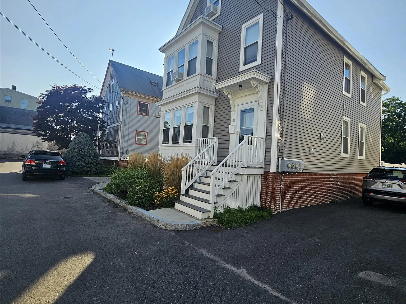 1 bed, 1.0 bath, 886 sqft, $2,595 — Photo 3
