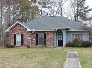 7885 Parham Ave, Denham Springs, LA 70706