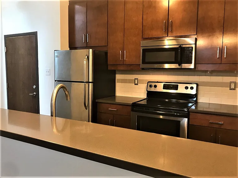 703 N Harrison Street 410 Hancock St — Photo 4