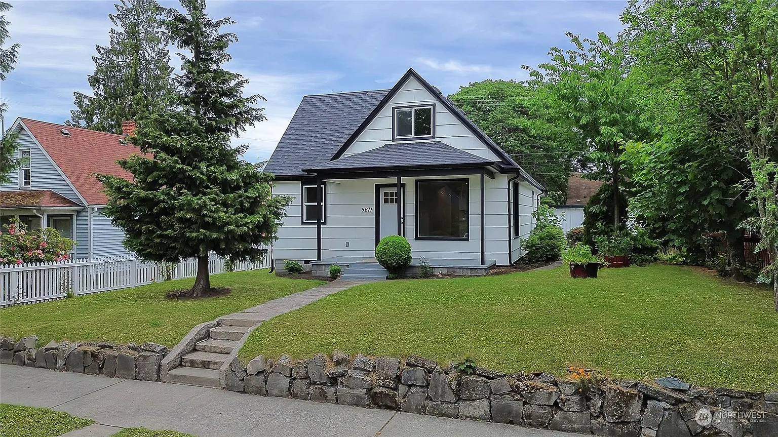 5611 S Cedar Street photo 1