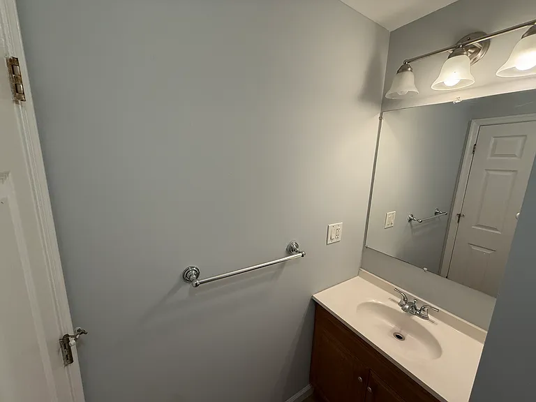 2 bed, 1.0 bath, 600 sqft, $1,250 — Photo 15