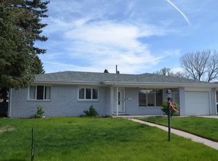 902 Apache St, Cheyenne, WY 82009