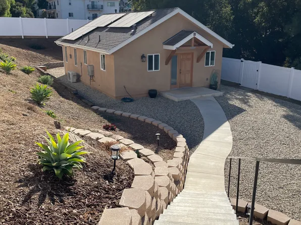 926 Tupelo Wood Ct #B, Newbury Park, CA 91320