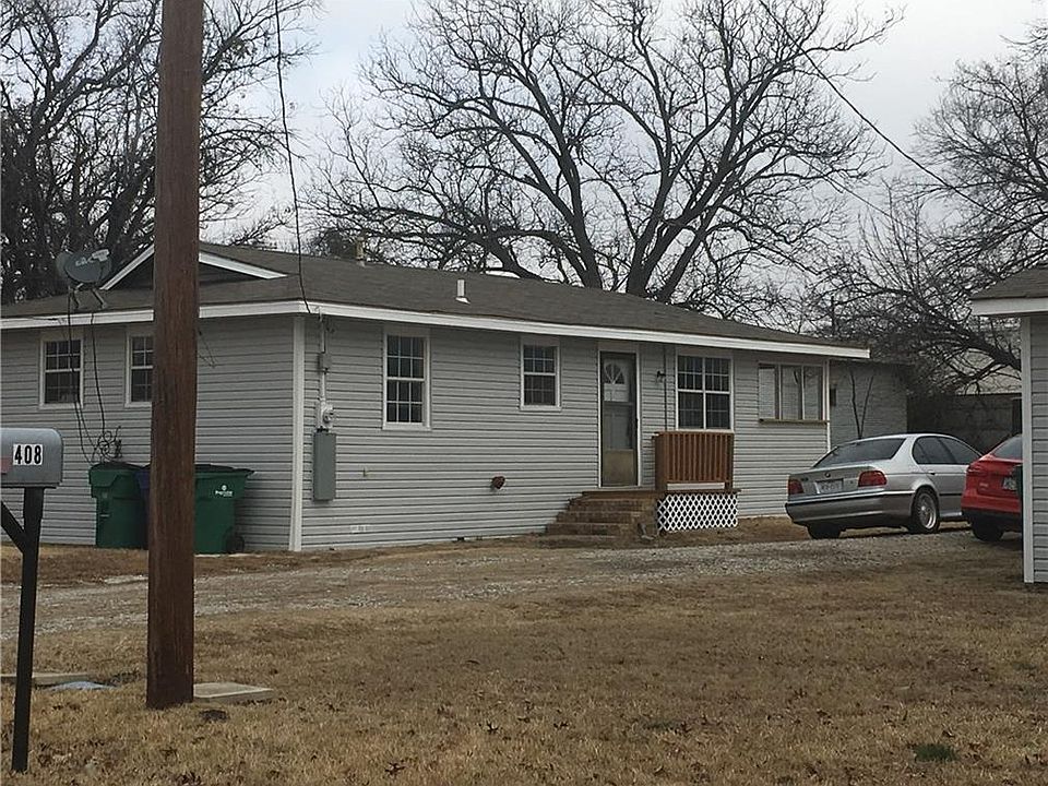 1st image of 411 N Texas Dr