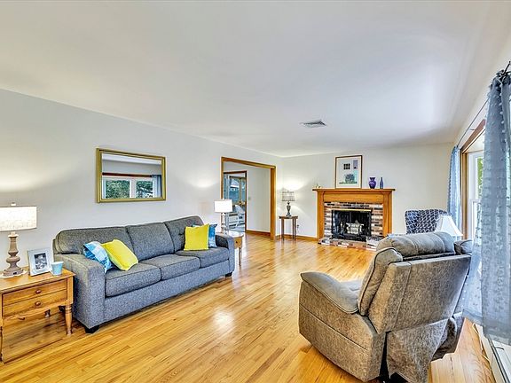 2nd image of 148 Belmont Rd