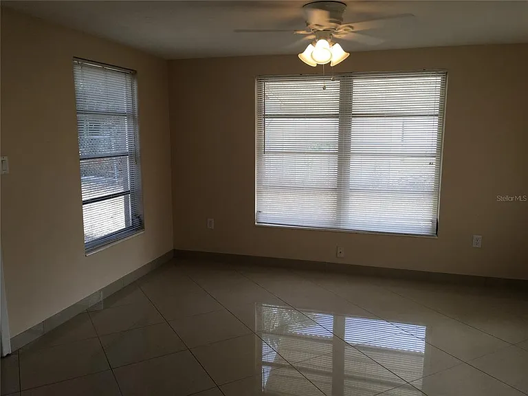 1050 Clairborne St — Photo 8