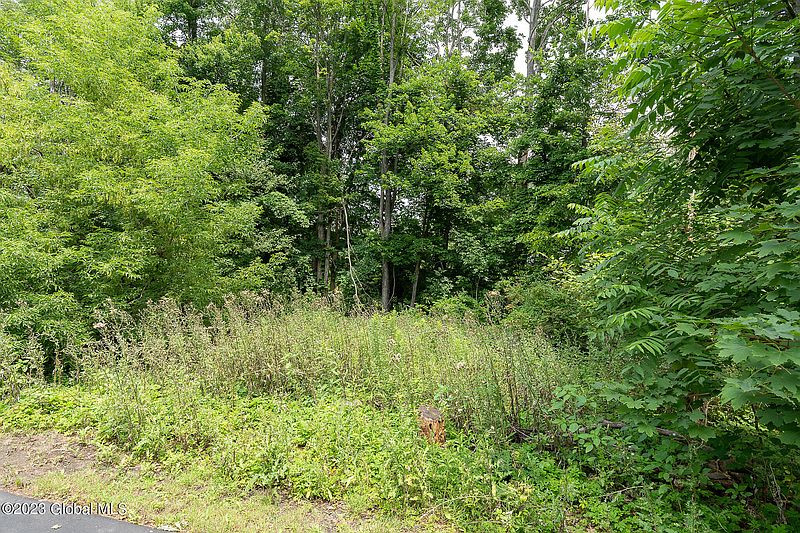 5th image of 7 Sawyer Place