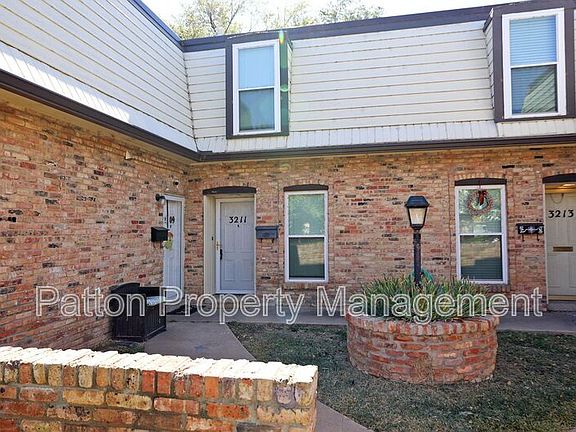 2nd image of 3211 Villa Pl