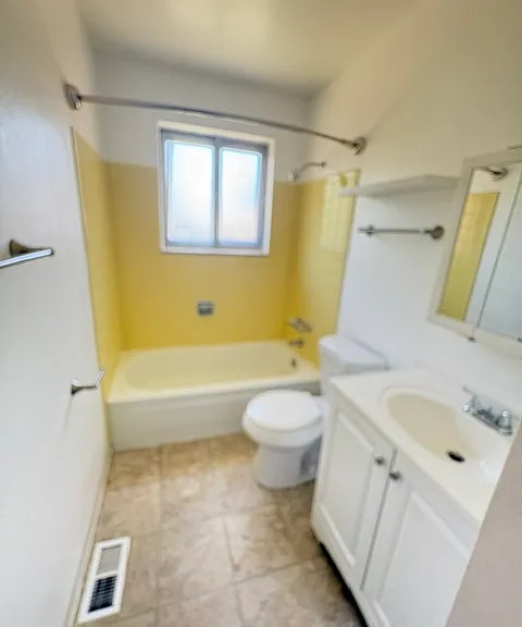 2122 E 116th Pl — Photo 10
