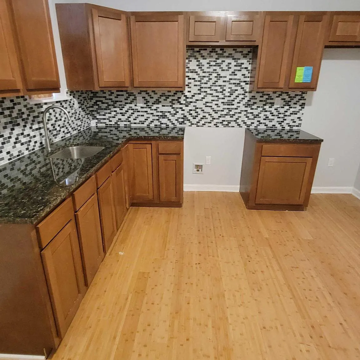 3 bed, 1.5 bath, $1,650 — Photo 4