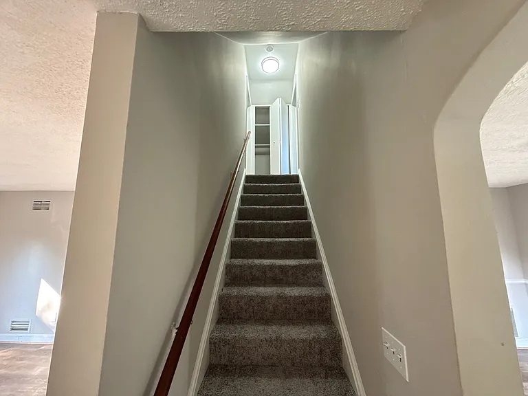 7520 Burgess Ln — Photo 9
