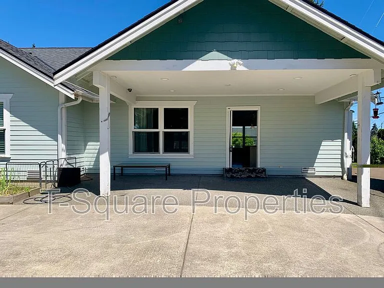 1916 60th St SE — Photo 31