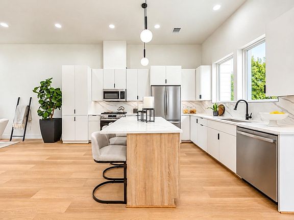 5th image of 6633-6631 Katarani Dr