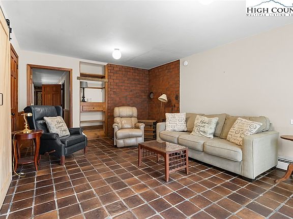 24th image of 339 Stillhouse Branch Road