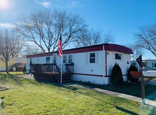 3249 N Palmieri Cir, Waukegan, IL 60085
