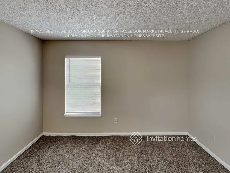 13581 Ashford Wood Ct E — Photo 19