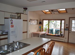 760 4th St, Secaucus, NJ 07094