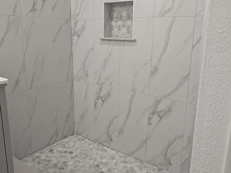 1393 S Foothill Dr #1 — Photo 8