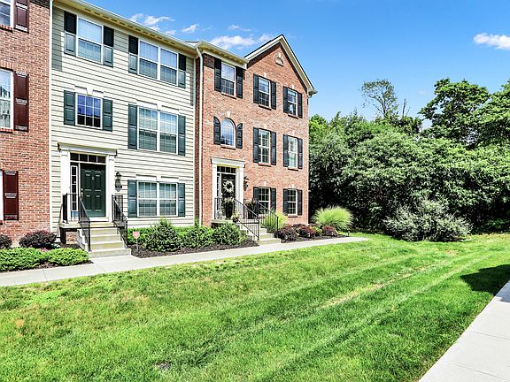 2nd image of 9095 Teaneck Dr